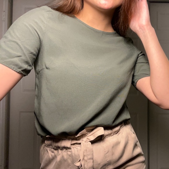 H&M Top - Picture 3 of 6